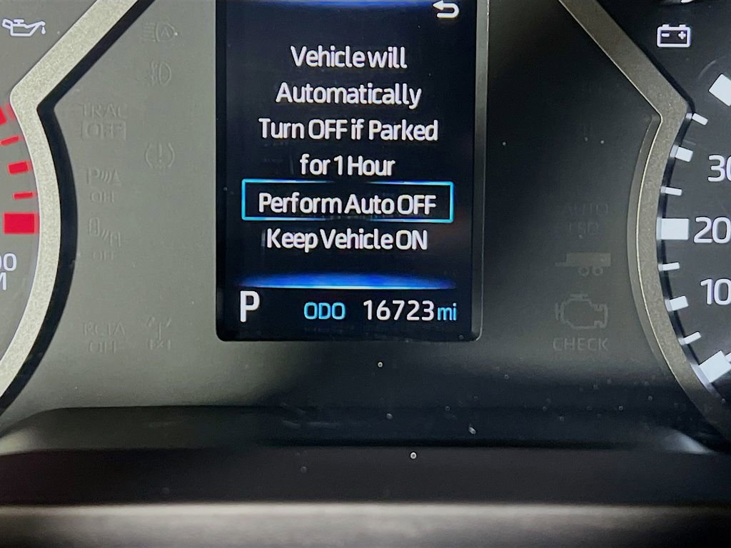 Used 2025 Toyota Tundra SR5 w/ SR5 Convenience Package AWD/4WD image 12