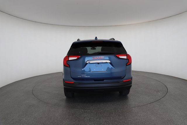 Used 2024 GMC Terrain SLE w/ Driver Convenience Package image 14