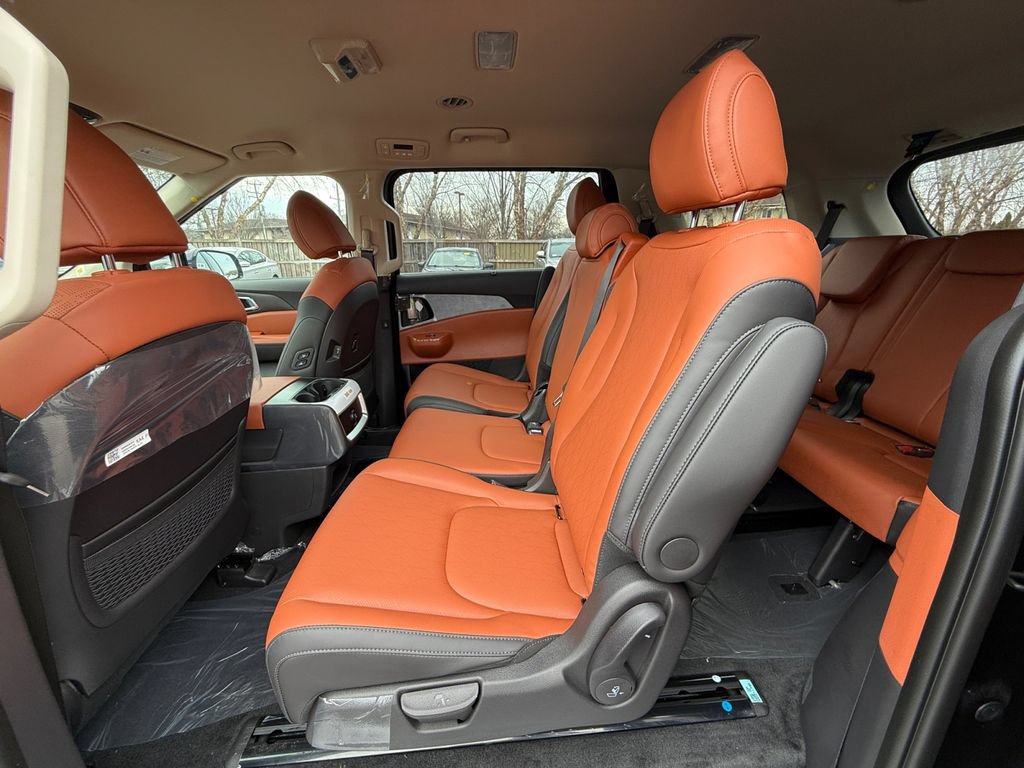 New 2026 Kia Carnival EX FWD image 25
