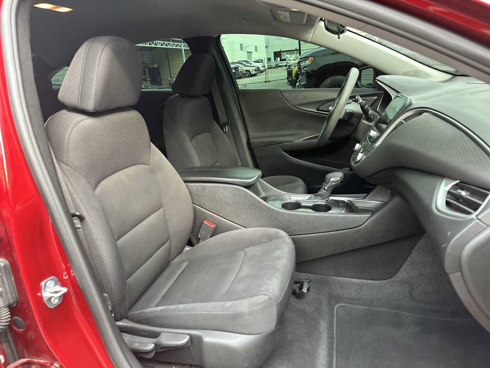 Used 2023 Chevrolet Malibu LT FWD image 19