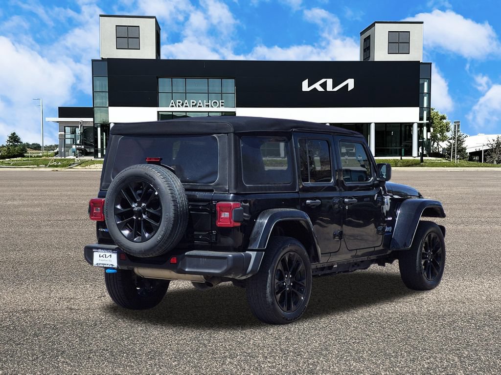 Used 2024 Jeep Wrangler Unlimited Sahara AWD/4WD image 5