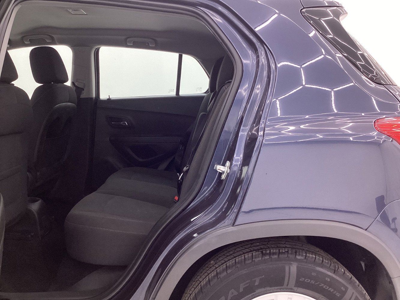 Used 2019 Chevrolet Trax LS image 20