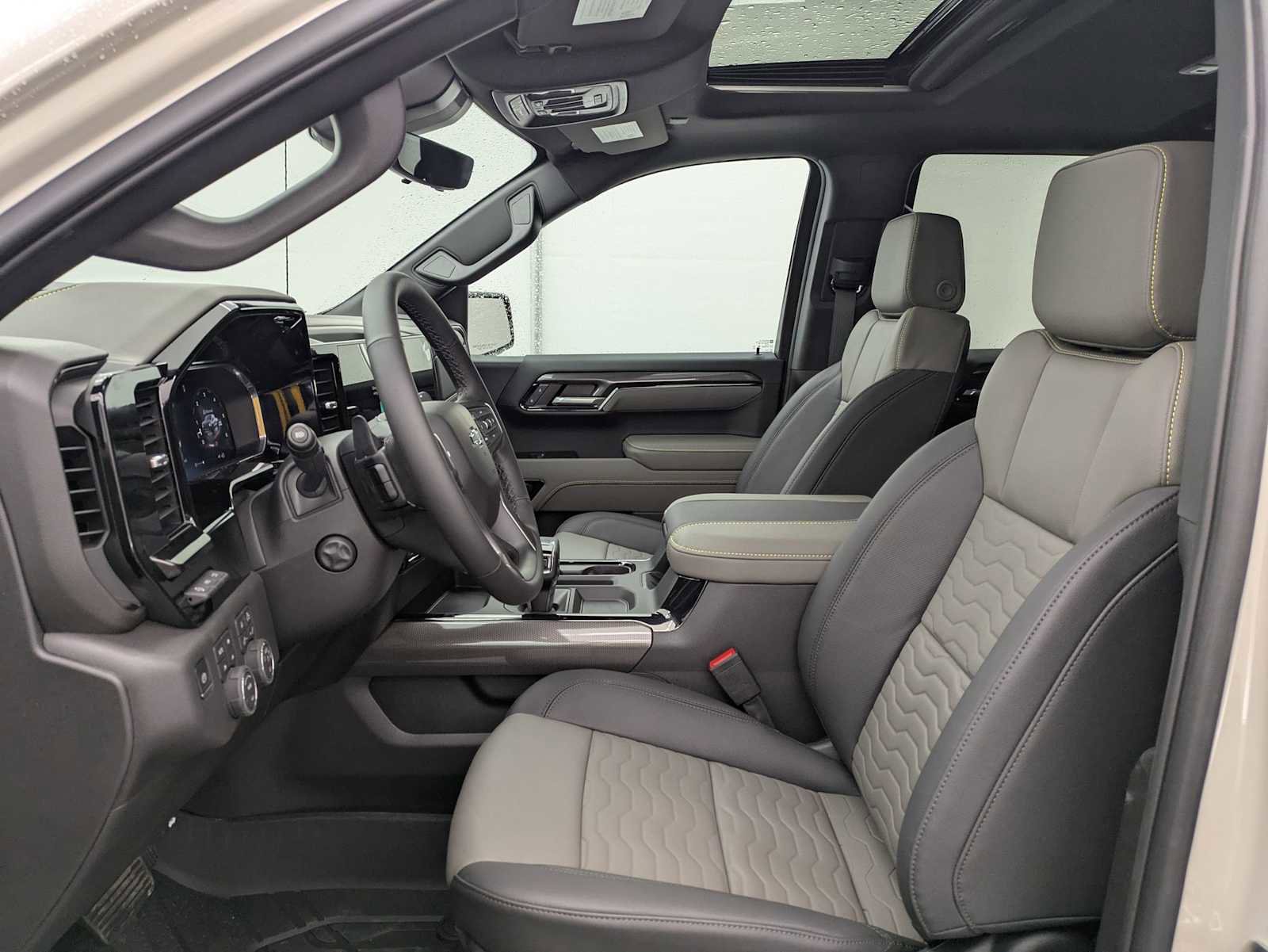 New 2026 Chevrolet Silverado 1500 ZR2 image 19