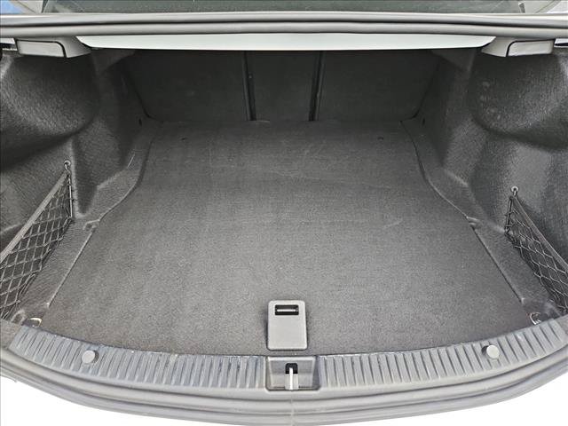 Used 2019 Mercedes-Benz C 300 Sedan image 6