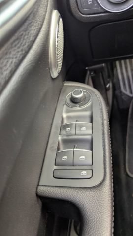 Used 2019 Alfa Romeo Giulia Ti Sport w/ Quick Order Package 22S Sport AWD/4WD image 31