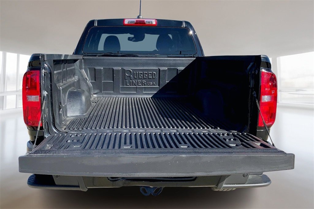 Used 2021 Chevrolet Colorado LT w/ Fleet Safety Package image 16