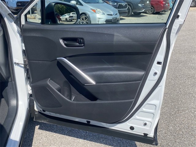 Used 2023 Toyota Corolla Cross S image 10