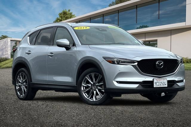 Used 2019 MAZDA CX-5 Signature image 2