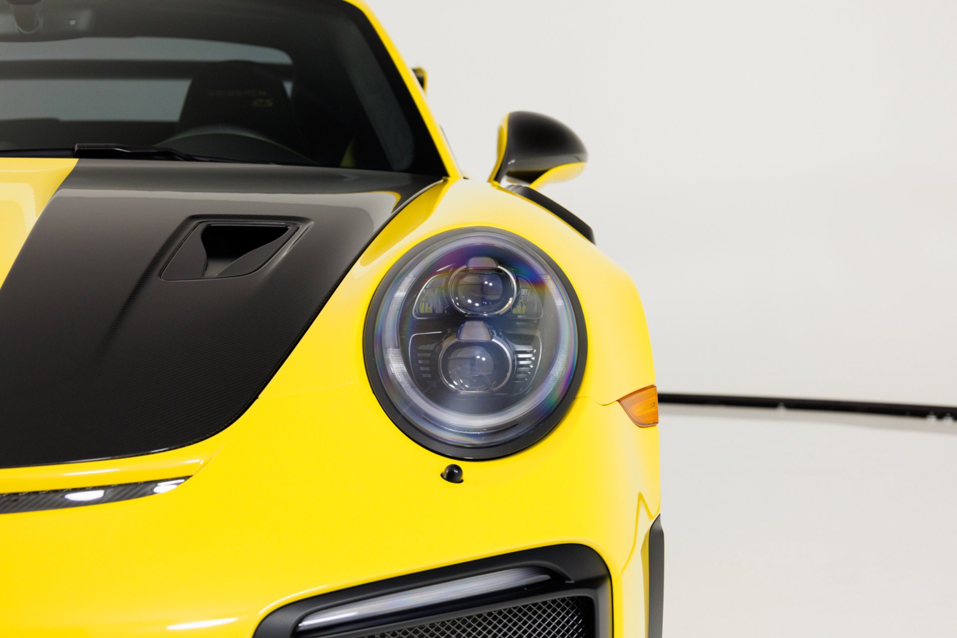 Used 2018 Porsche 911 GT2 RS w/ Weissach Package RWD image 62