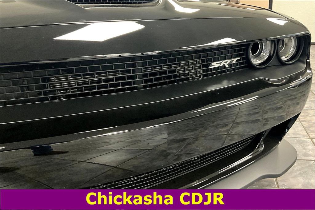 Used 2016 Dodge Challenger SRT Hellcat image 28