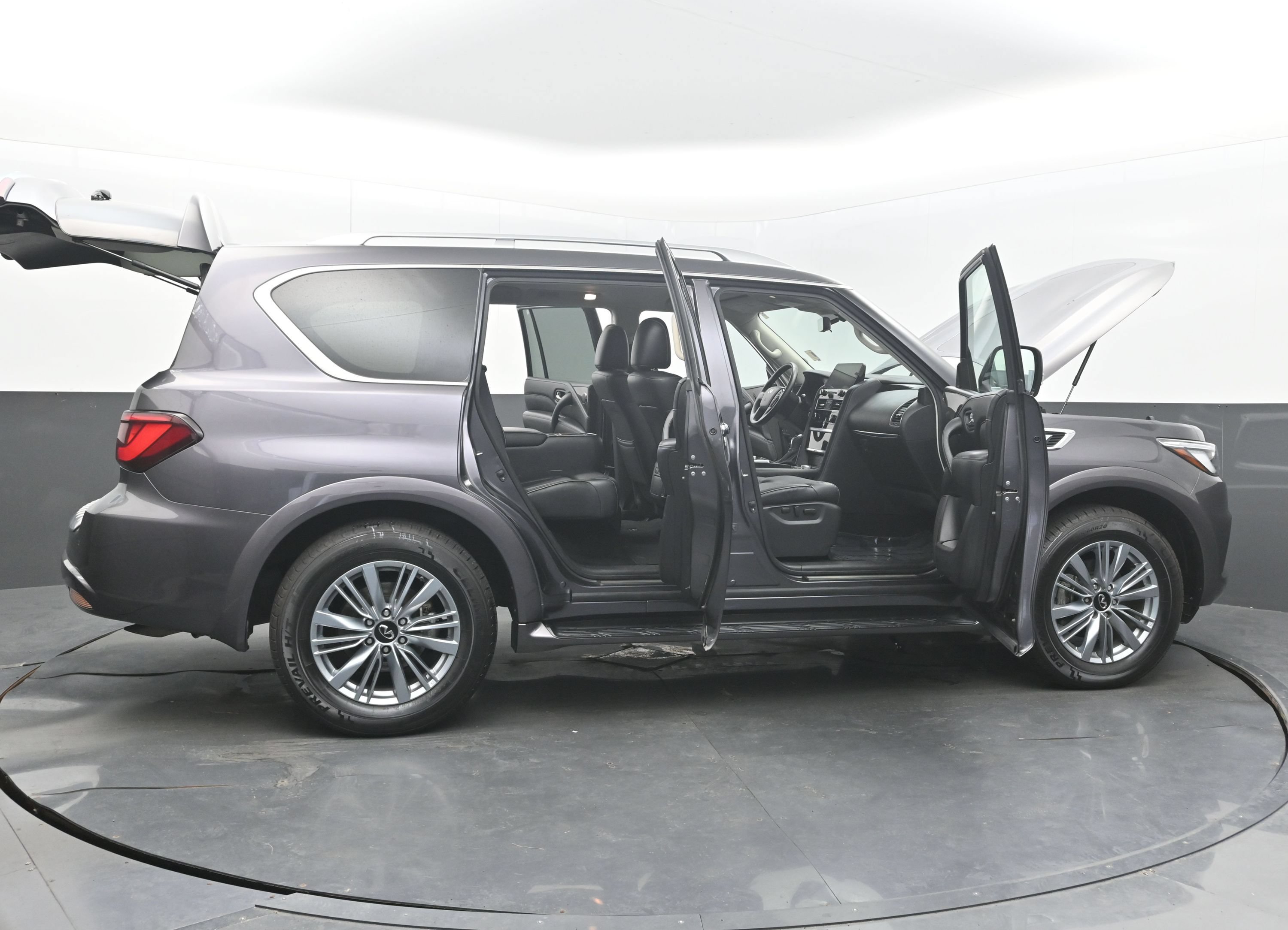 Used 2024 INFINITI QX80 Luxe AWD/4WD image 43