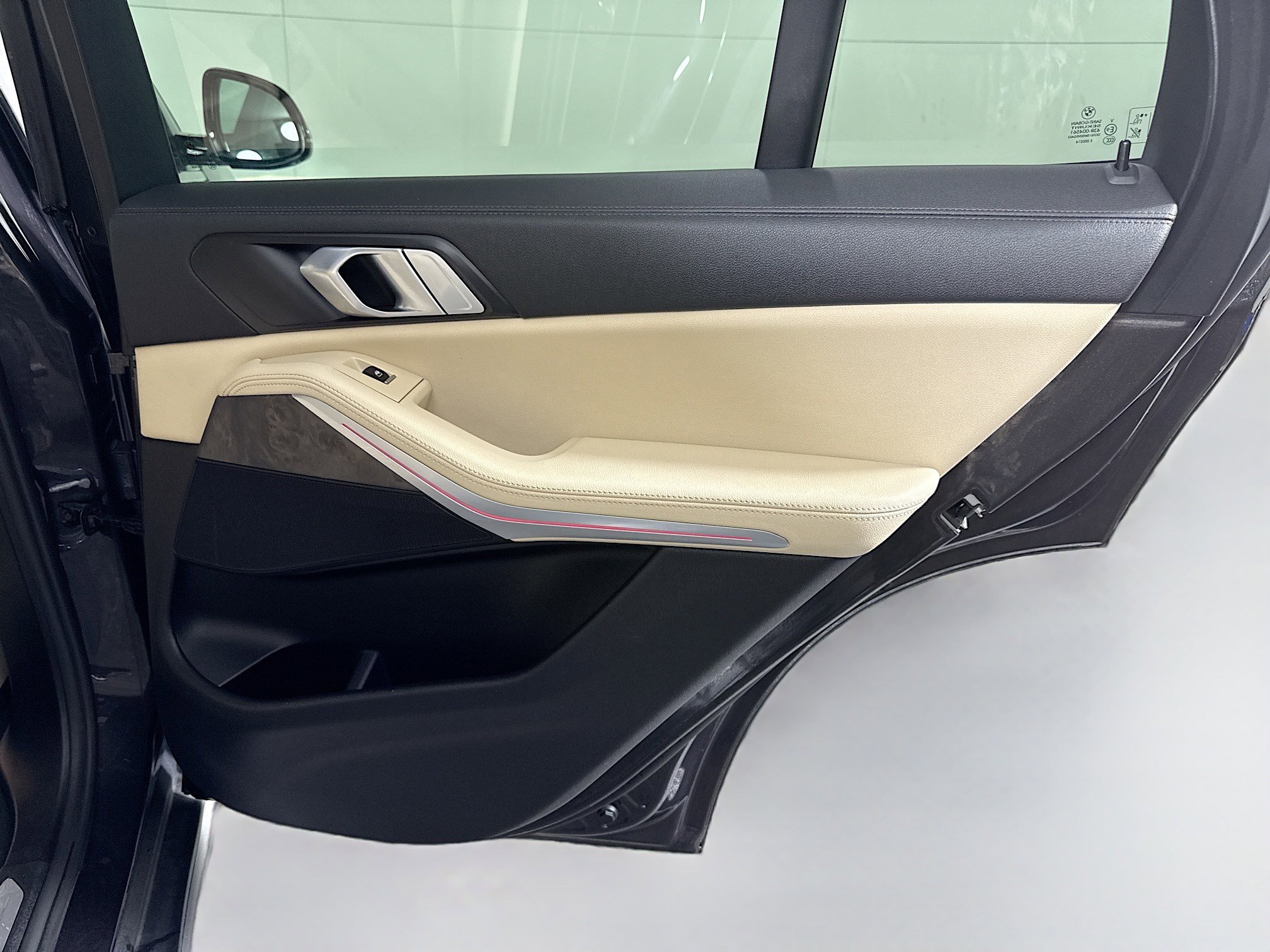 Used 2020 BMW X5 sDrive40i w/ Convenience Package image 28