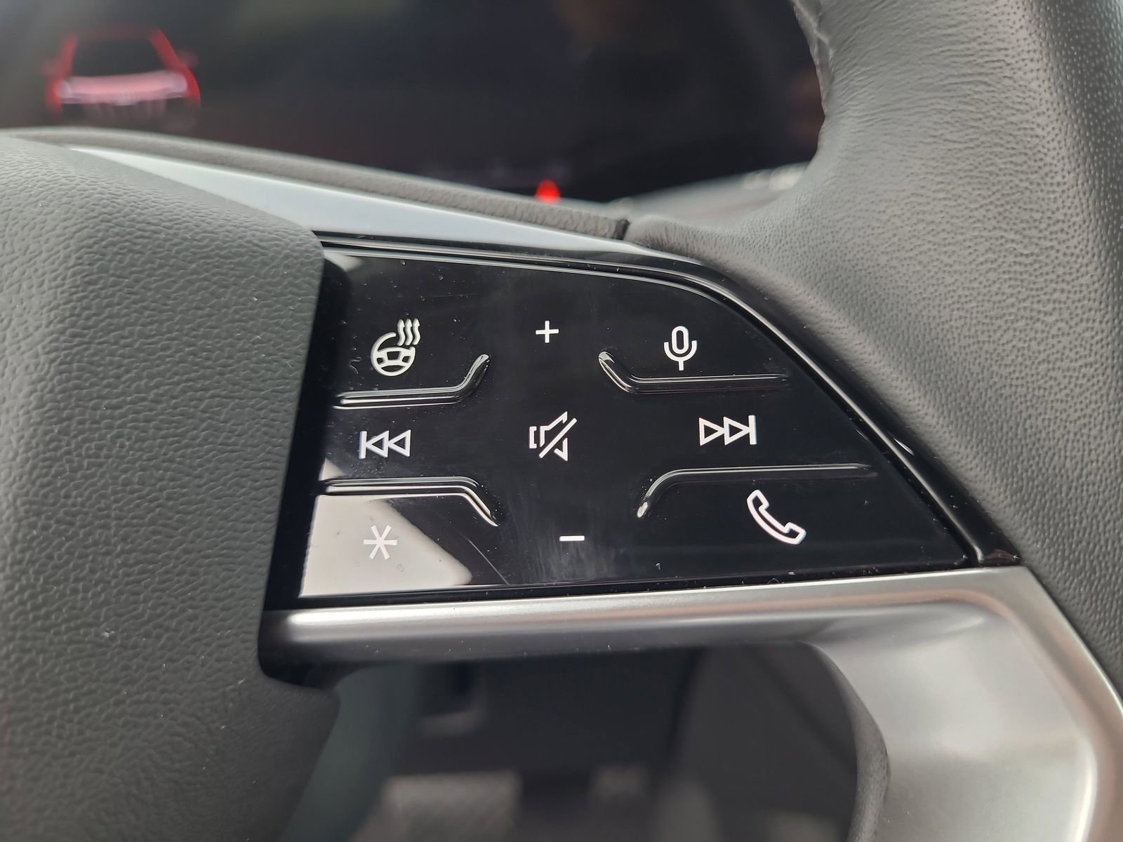 Used 2025 Audi Q6 e-tron Premium Plus w/ Premium Plus image 24