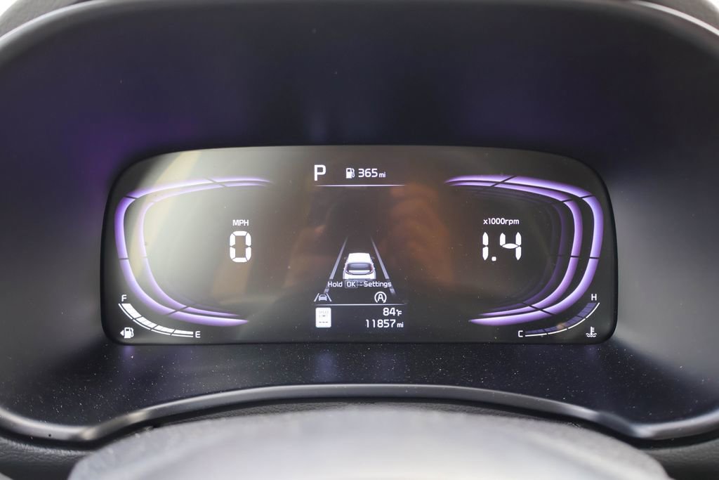 Used 2025 Kia Soul LX w/ LX Technology Package image 11