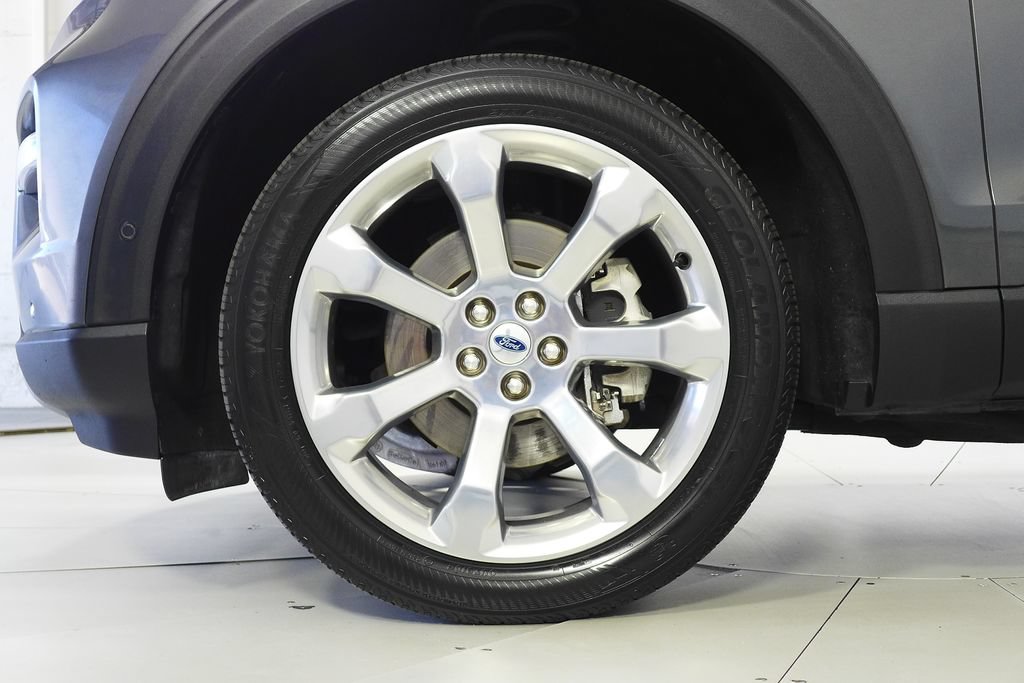 Used 2020 Ford Explorer Platinum w/ Premium Technology Package AWD/4WD image 5