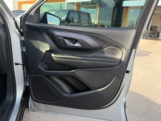 Used 2022 GMC Terrain SLE w/ Driver Convenience Package image 48