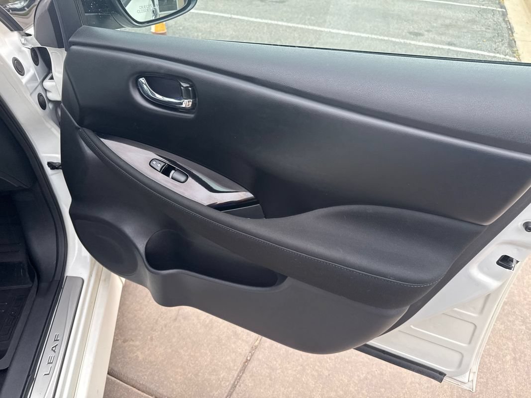 Used 2025 Nissan Leaf SV Plus FWD image 16