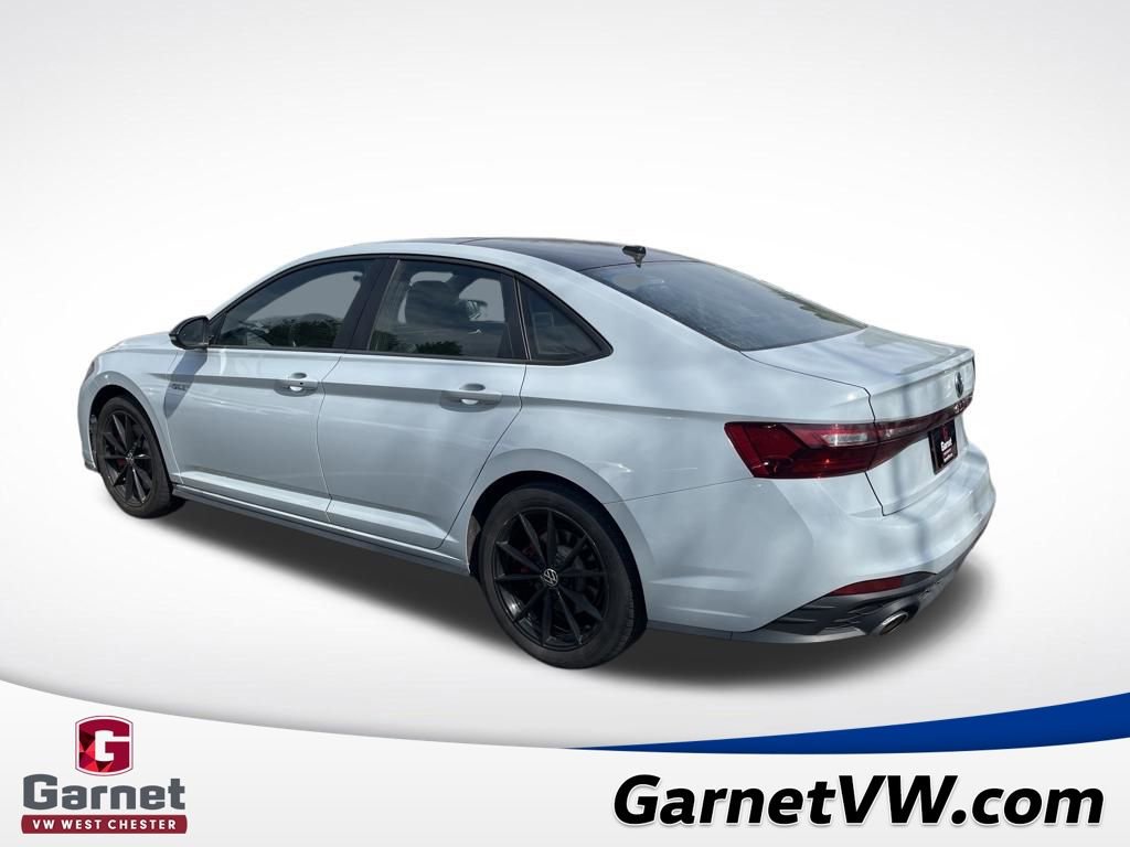 Used 2025 Volkswagen Jetta GLI Autobahn w/ GLI Black Package image 3