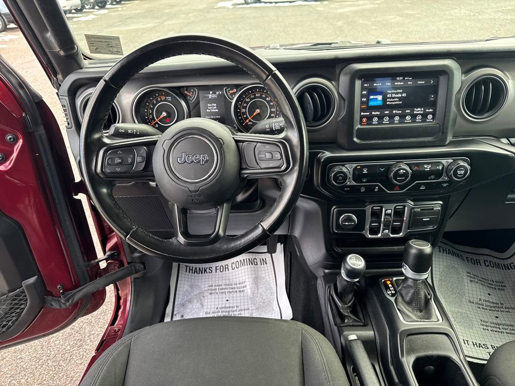Used 2022 Jeep Gladiator Sport image 14