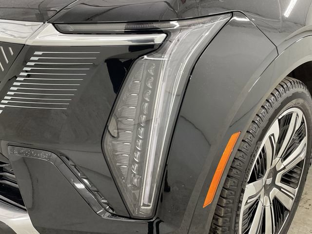 New 2025 Cadillac Escalade IQ Luxury 2 image 16