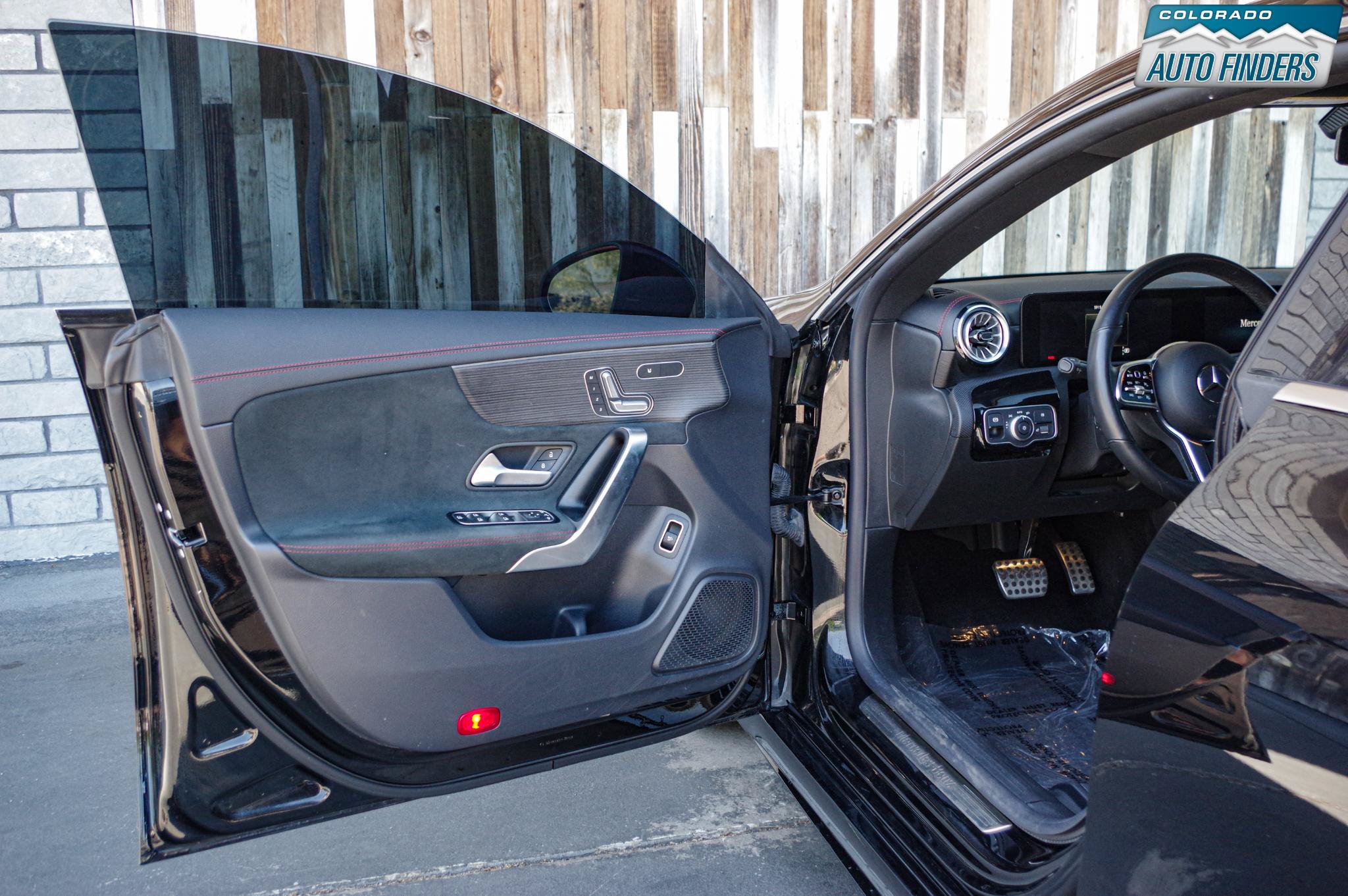 Used 2023 Mercedes-Benz CLA 250 4MATIC image 10