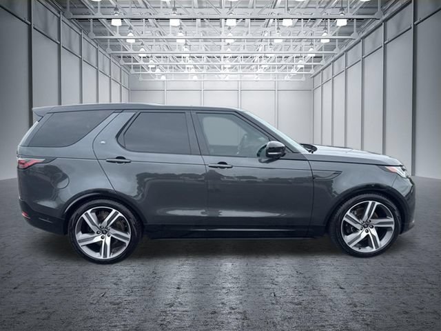 Used 2024 Land Rover Discovery Metropolitan Edition AWD/4WD image 6