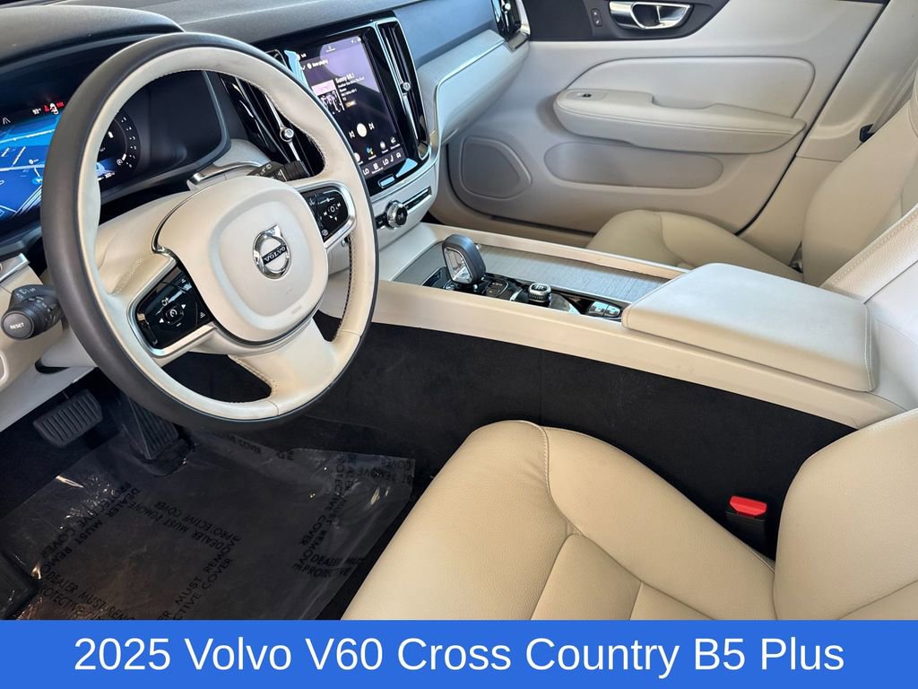Certified 2025 Volvo V60 B5 Cross Country Plus image 9