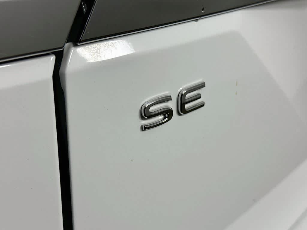 Used 2024 Volkswagen Atlas SE FWD image 7