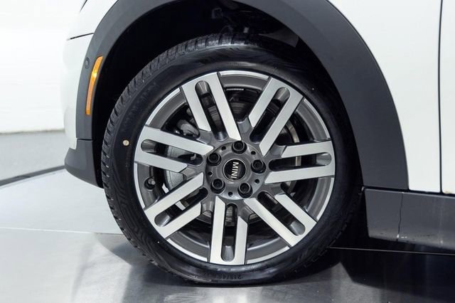 New 2026 MINI Cooper 4-Door Hardtop image 21