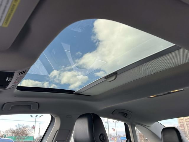 Used 2022 Volkswagen Jetta SE image 14