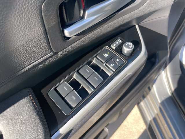 Used 2026 Toyota Sienna Platinum AWD/4WD image 21