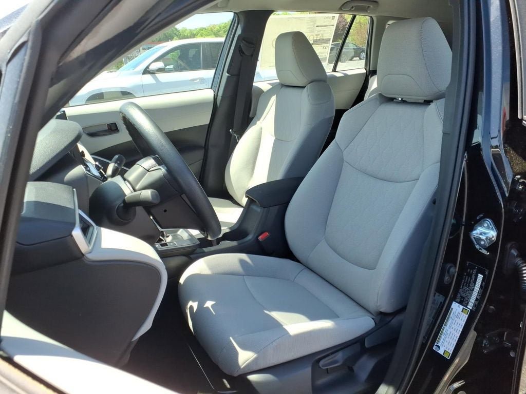 New 2026 Toyota Corolla Cross L FWD image 3