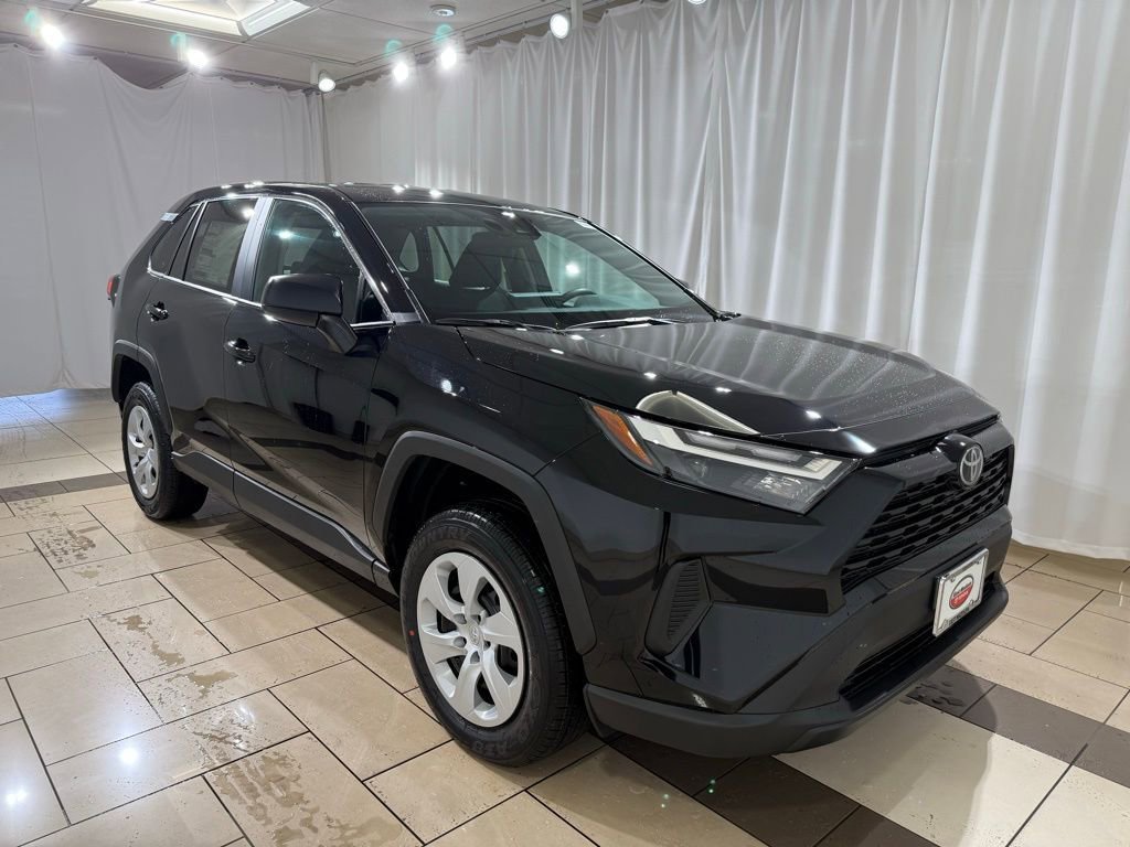 New 2025 Toyota RAV4 LE image 7
