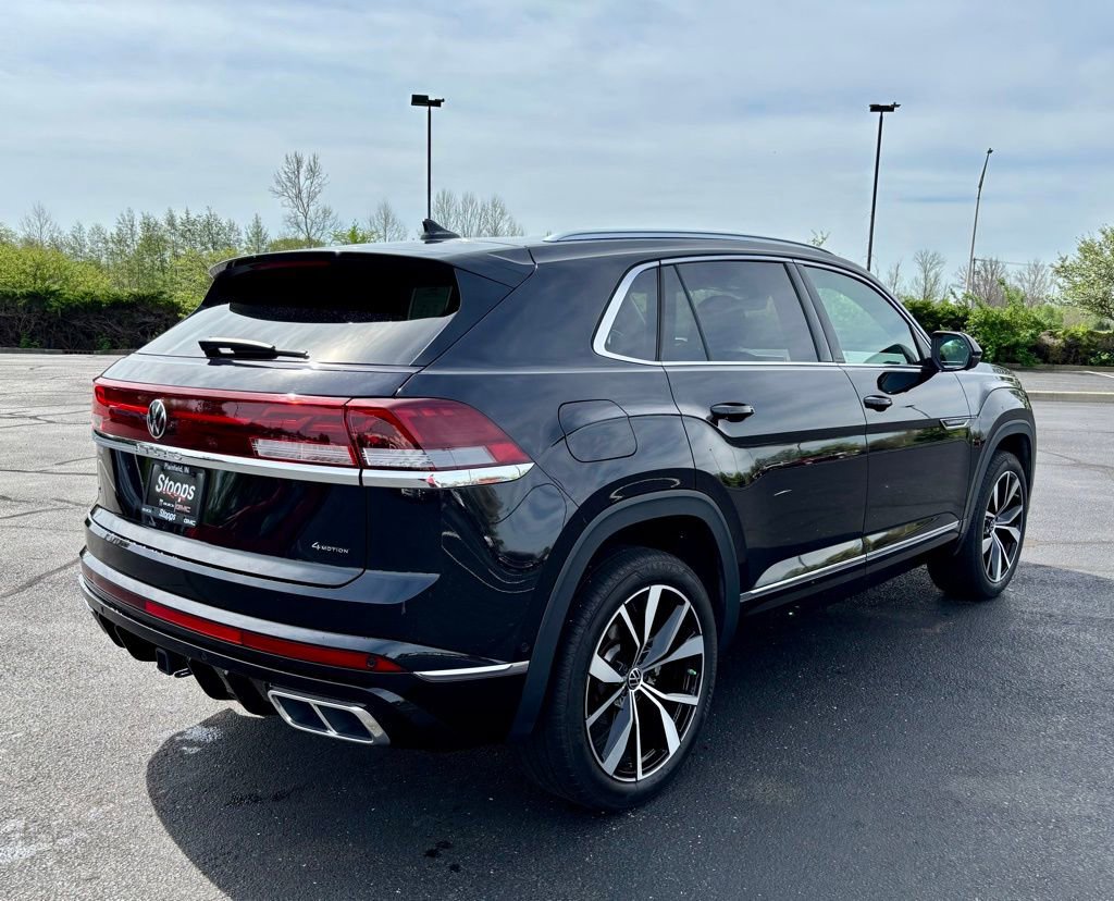 Used 2025 Volkswagen Atlas Cross Sport SEL Premium R-Line AWD/4WD image 8