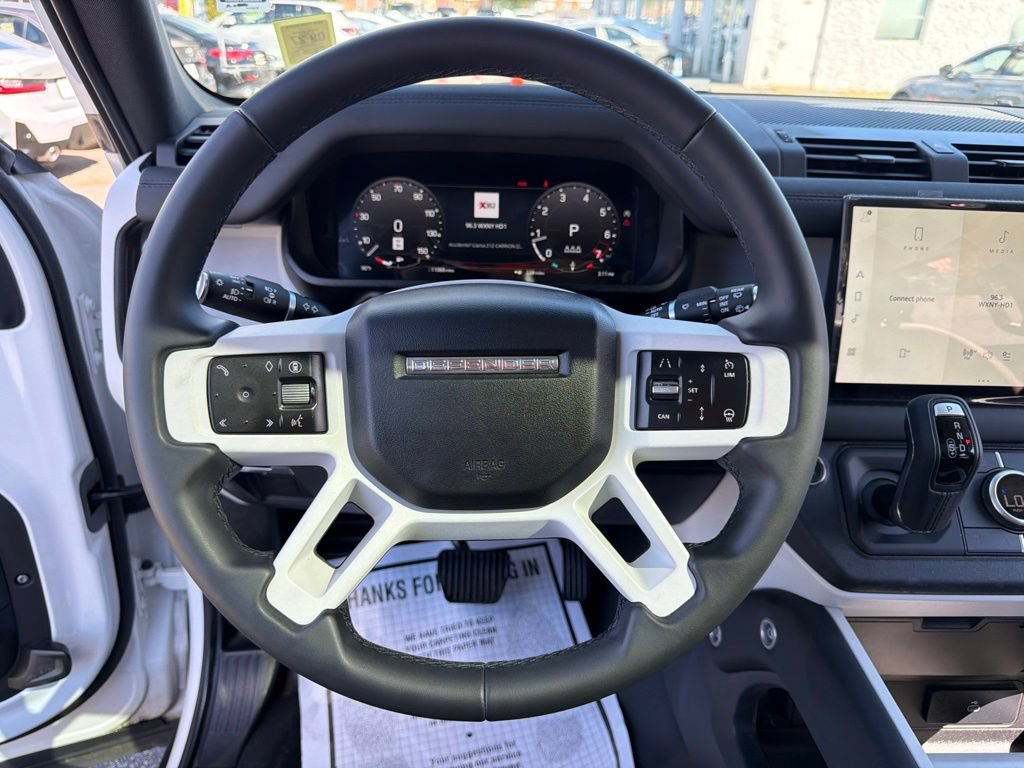 Used 2025 Land Rover Defender 110 S AWD/4WD image 44