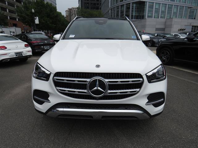 Used 2025 Mercedes-Benz GLE 450e 4MATIC w/ Winter Package image 6