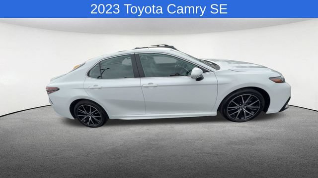 Used 2023 Toyota Camry SE AWD/4WD image 10