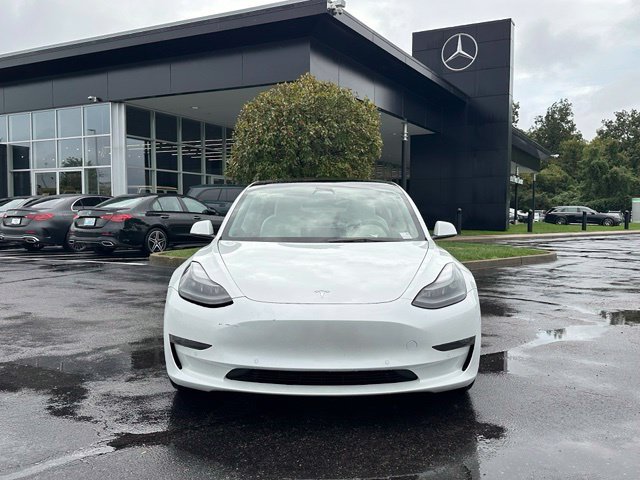 Used 2022 Tesla Model 3 Long Range AWD/4WD image 2