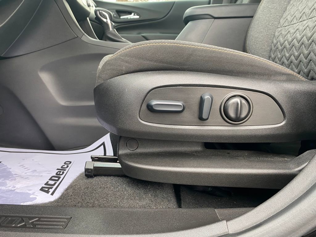 Used 2022 Chevrolet Equinox LT image 22