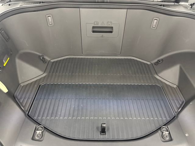 Used 2024 Ford F150 Lightning Lariat image 34