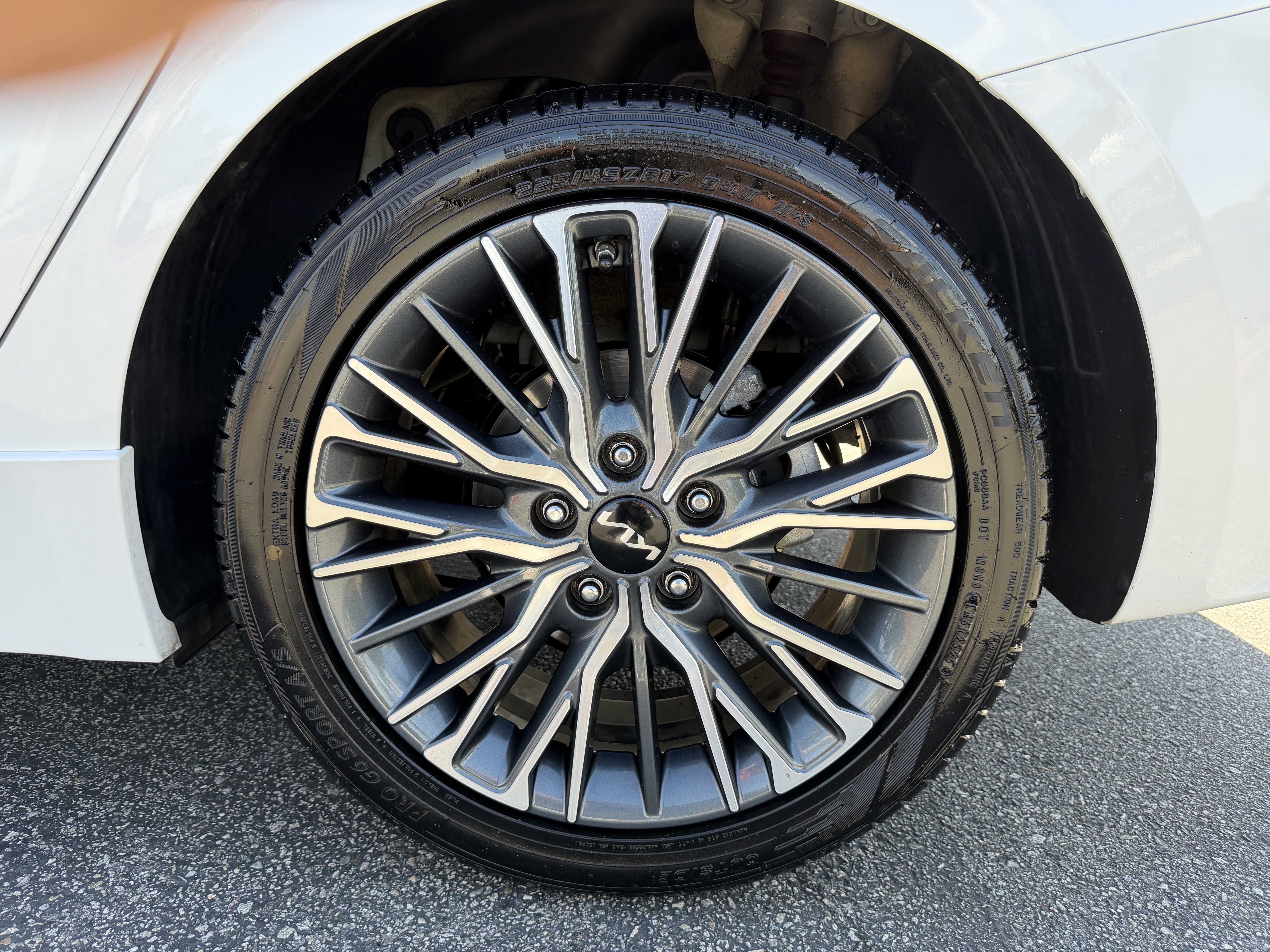 Certified 2023 Kia Forte GT-Line FWD image 11
