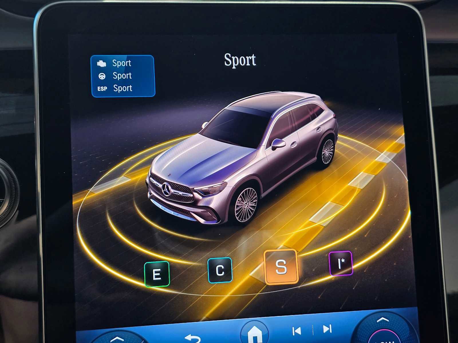 Used 2026 Mercedes-Benz GLC 300 image 31