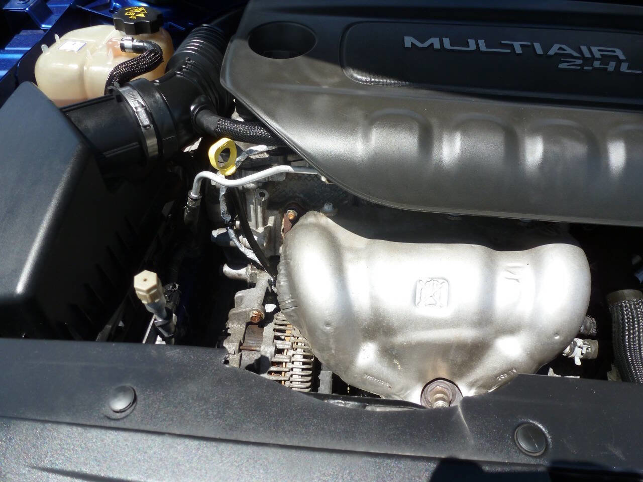 Used 2015 Chrysler 200 Limited FWD image 28
