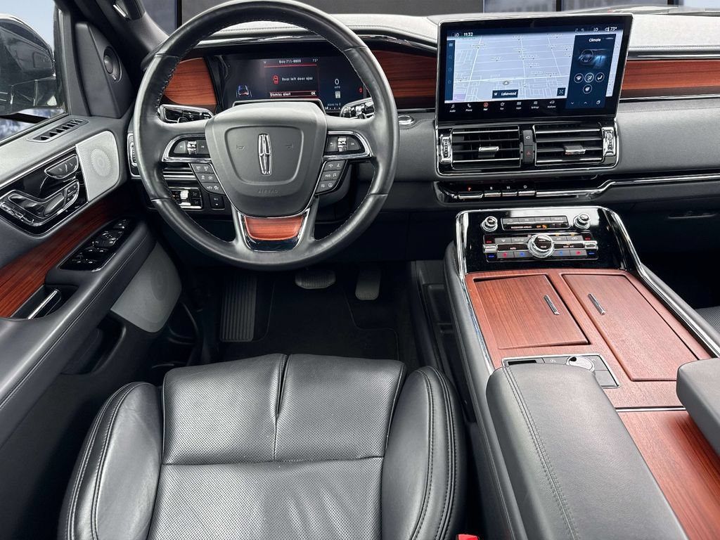 Used 2024 Lincoln Navigator Reserve AWD/4WD image 17