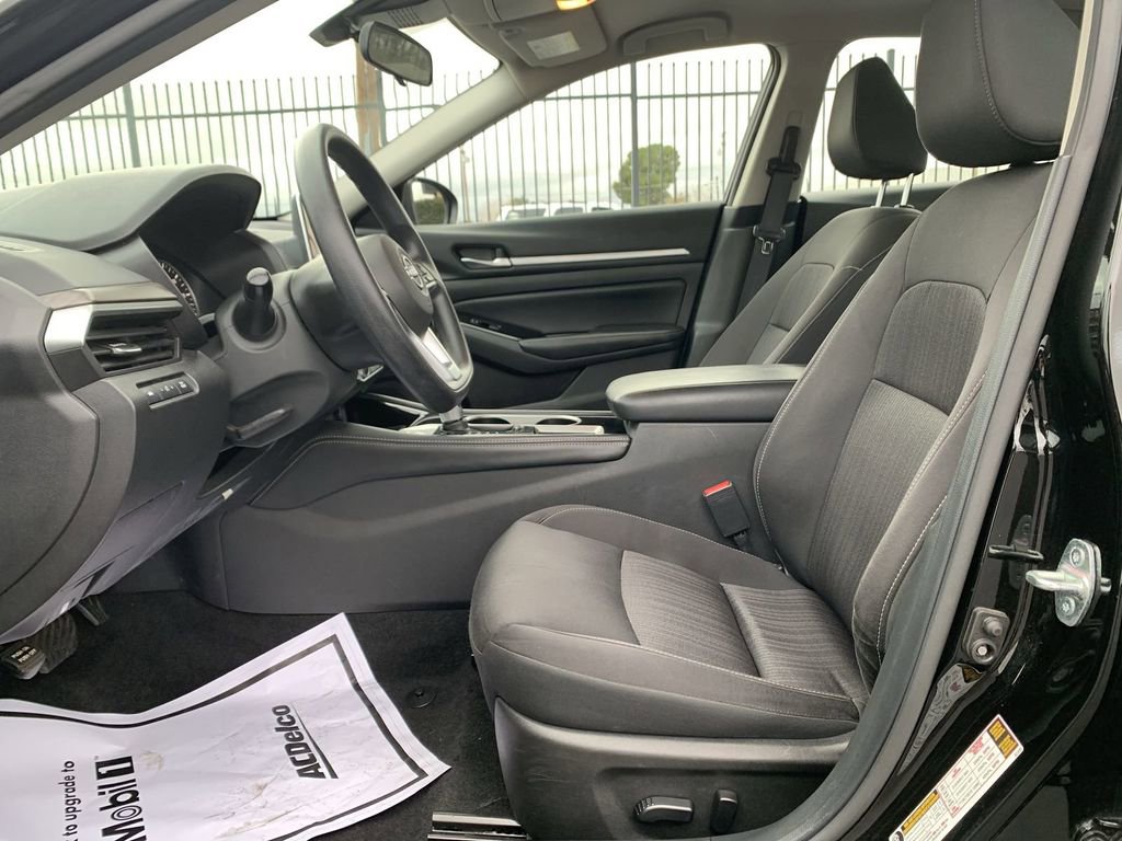 Used 2023 Nissan Altima 2.5 SV image 17