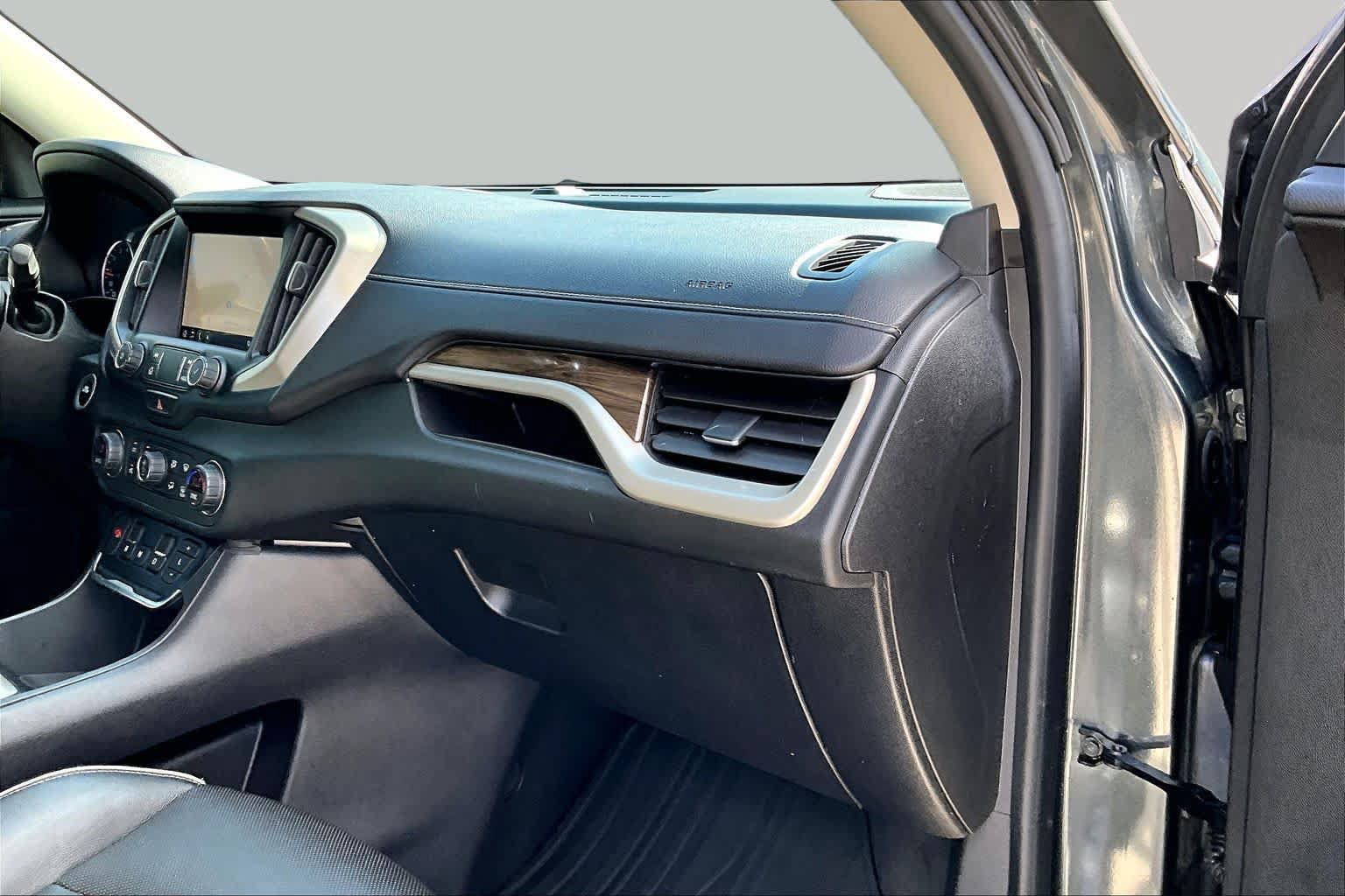 Used 2019 GMC Terrain Denali FWD image 17
