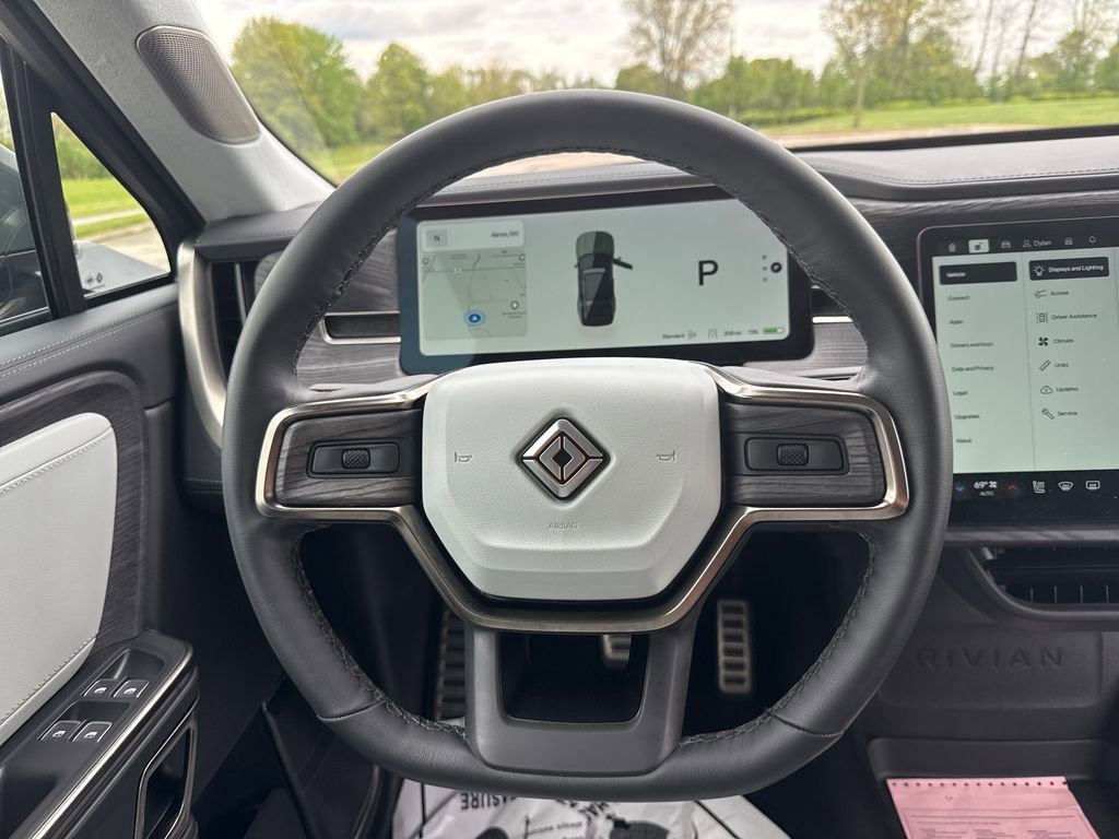 Used 2023 Rivian R1S Adventure AWD/4WD image 18