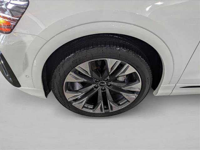 Certified 2025 Audi Q8 Premium Plus w/ Premium Plus Package image 24