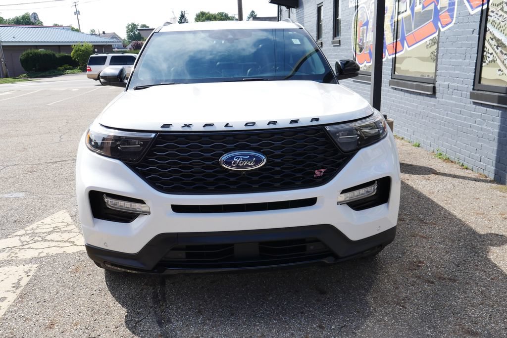 Used 2024 Ford Explorer ST w/ Equipment Group 401A AWD/4WD image 37