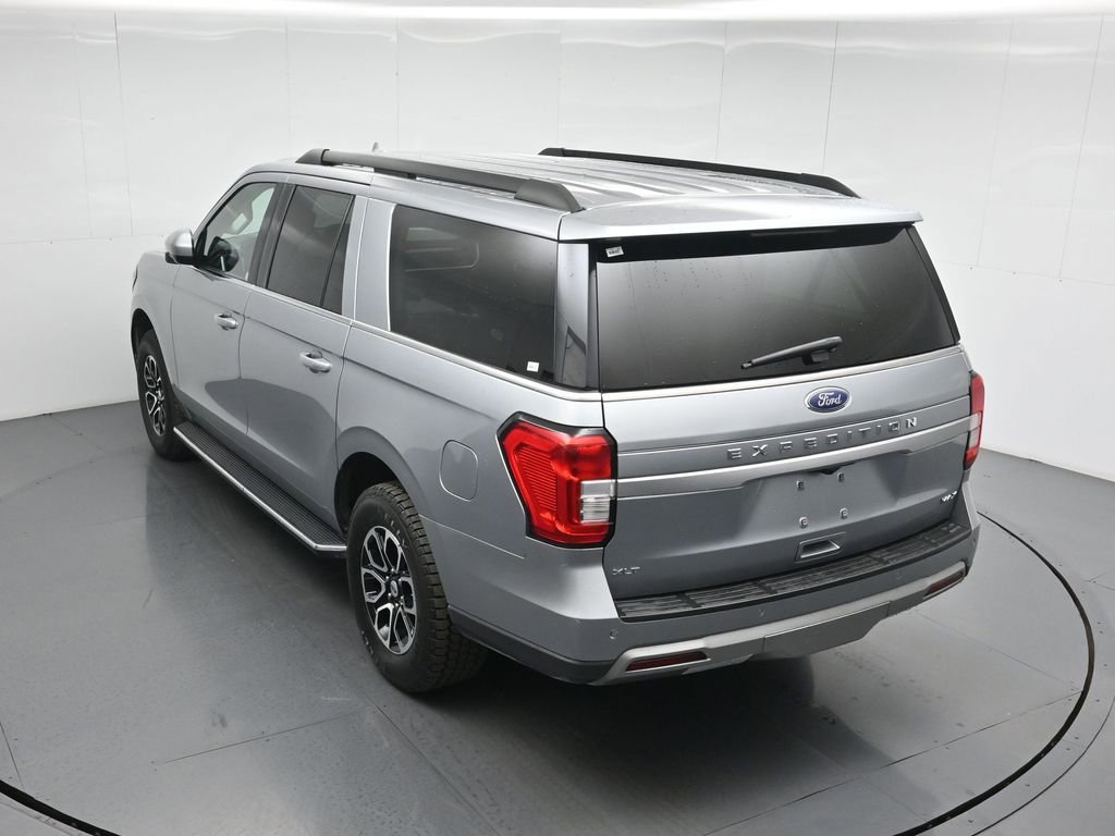 Used 2023 Ford Expedition Max XLT image 44
